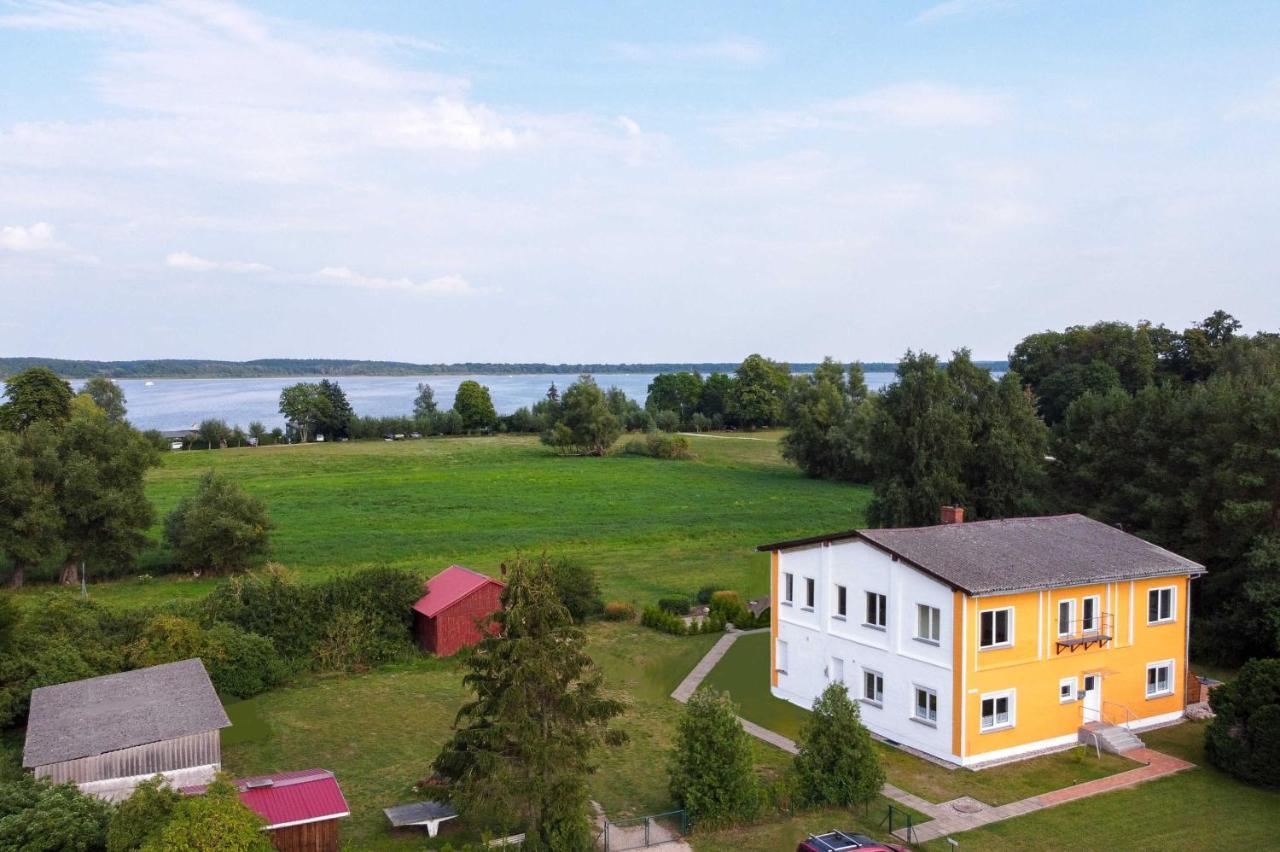 Ferienwohnung am alten Gutshaus Nossentiner Huette Exterior foto